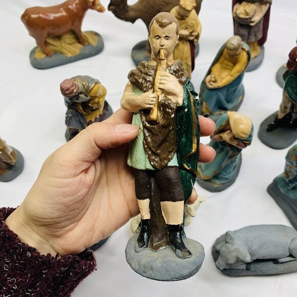 Vintage Christmas Nativity Set Figures Hand Painted Lot Of 18 - Picture 13 of 16